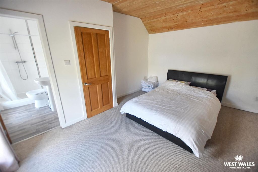 Property photo 3 of 24 3 (45).Jpg