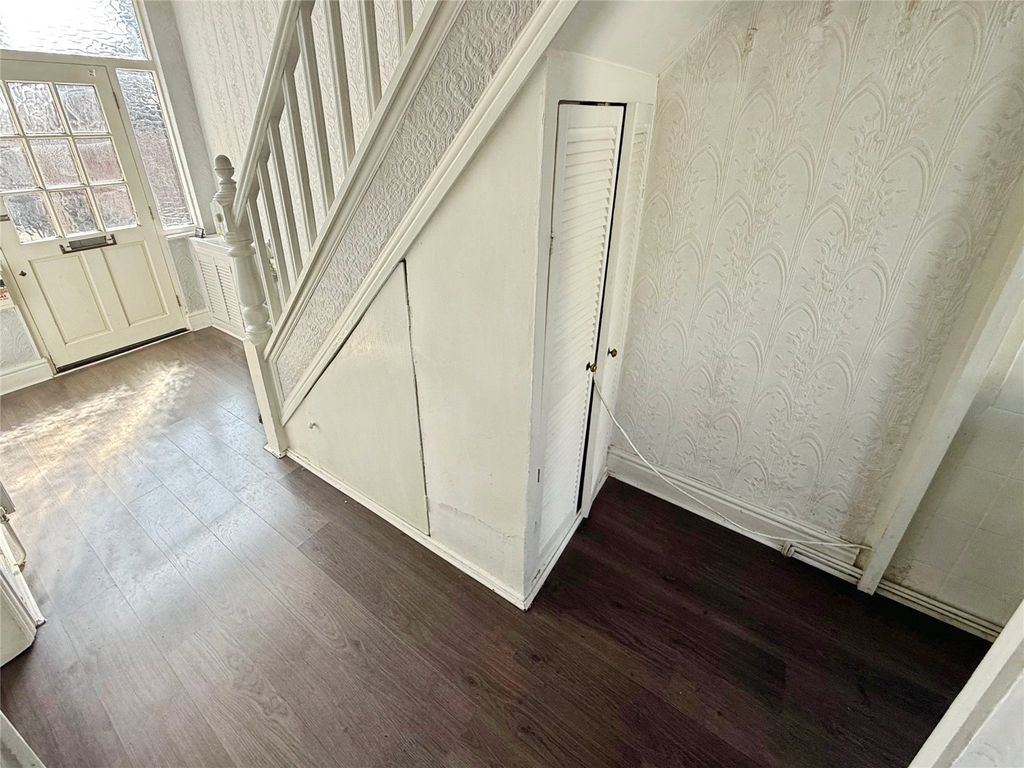 Property photo 3 of 19 Picture No. 13
