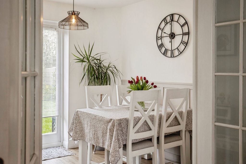 Property photo 2 of 18 Pbox-Img.Jpg