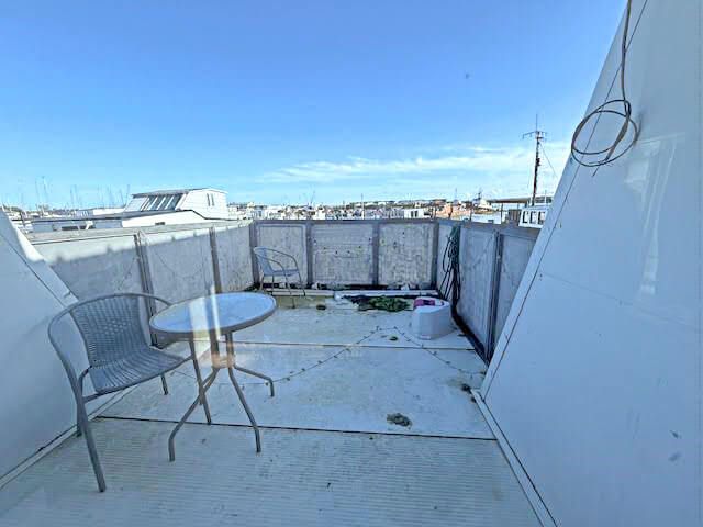 Property photo 3 of 21