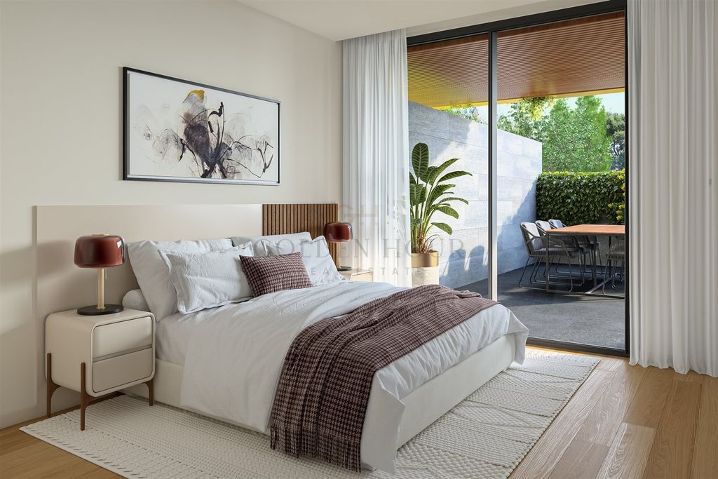 Property photo 1 of 41 Luxury 3-Bedroom Apartment By Douro River