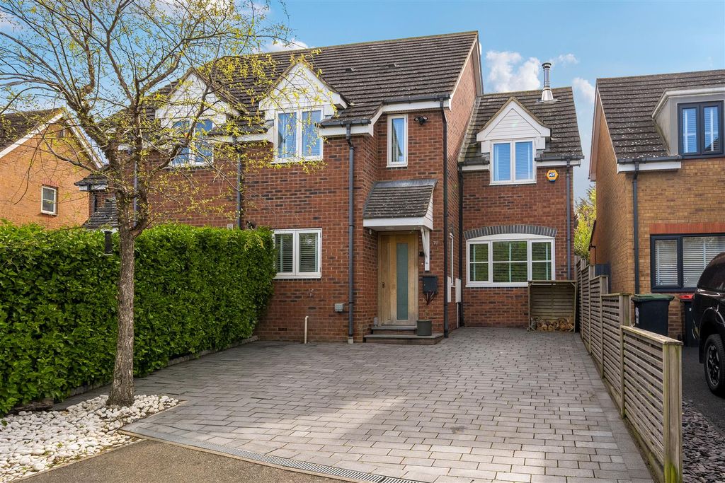 Property photo 1 of 22 Tradewinds, Whitstable