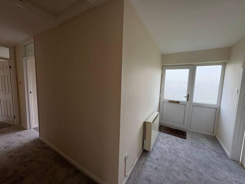 Property photo 2 of 12 Photo 6