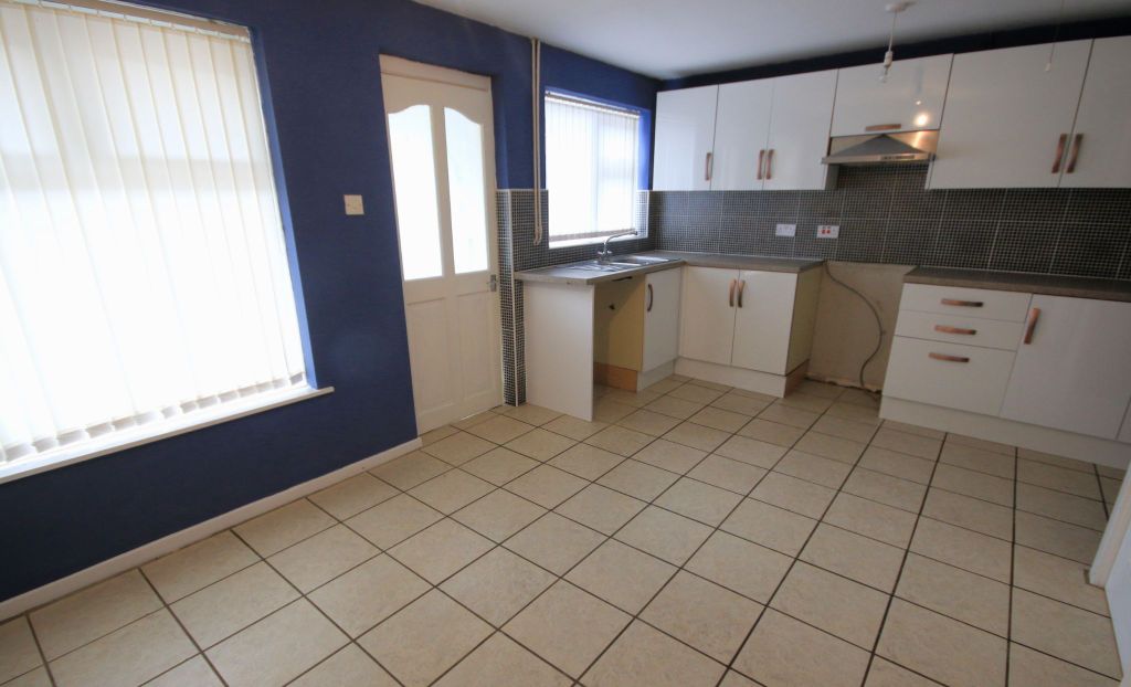 Property photo 3 of 11 Photograph 3