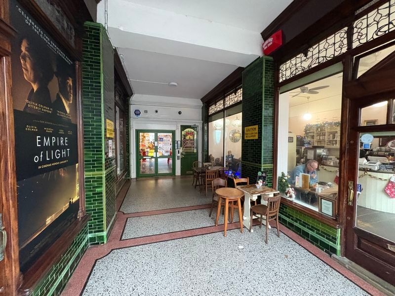 Property photo 2 of 12 Photo 11