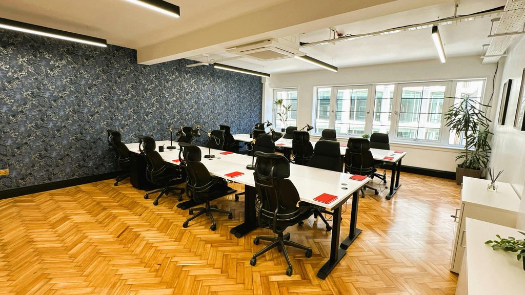 Property photo 1 of 19 2025 06 15 12 Caxton Street London Sw1 Available Room 2.Jpg