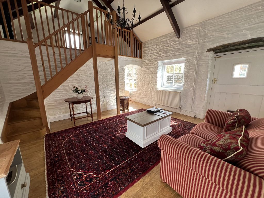 Property photo 2 of 9 Img_4007