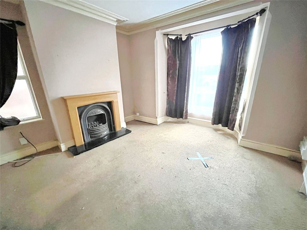 Property photo 2 of 13 Picture No. 23