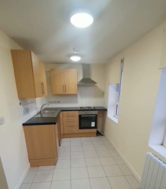 Property photo 2 of 6 Gallery