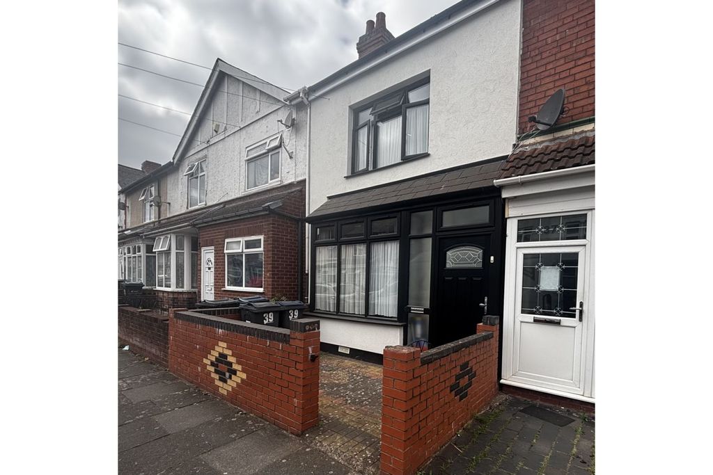Property photo 1 of 28