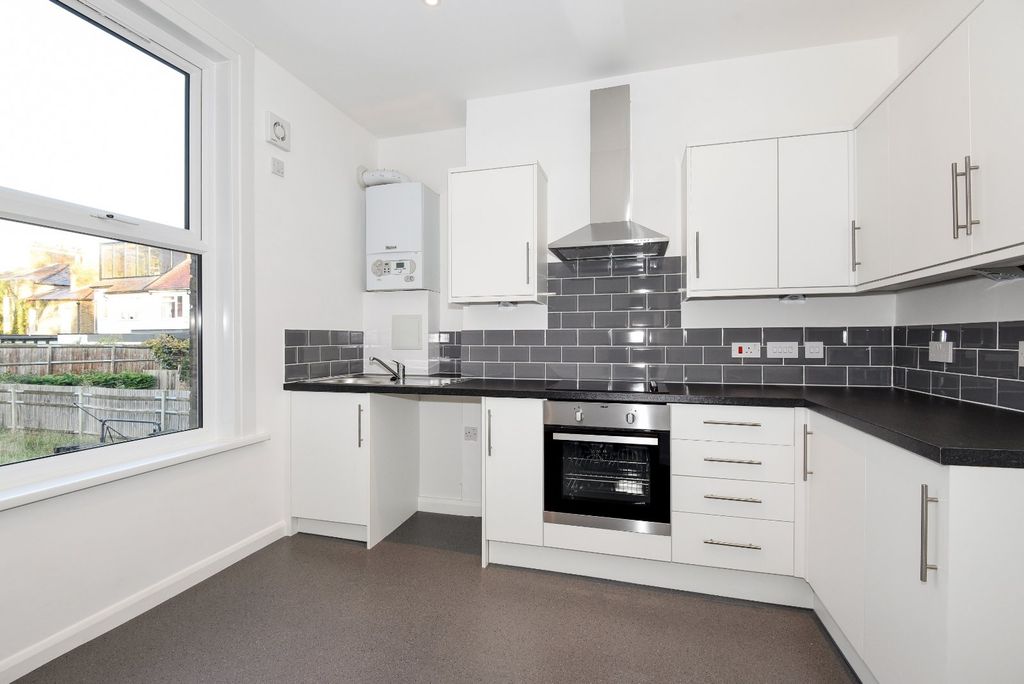 Property photo 3 of 6 Picture No. 02