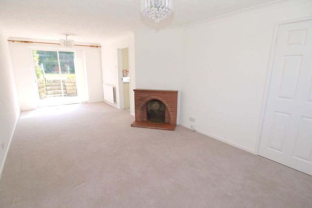 Property photo 3 of 13 Photograph 3