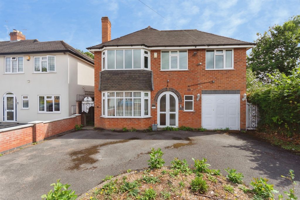 Property photo 2 of 31