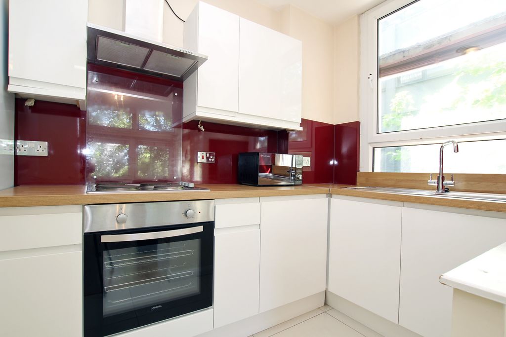 Property photo 2 of 15 Kitchen