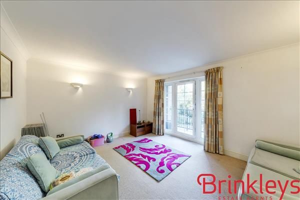 Property photo 2 of 10 Picture 2