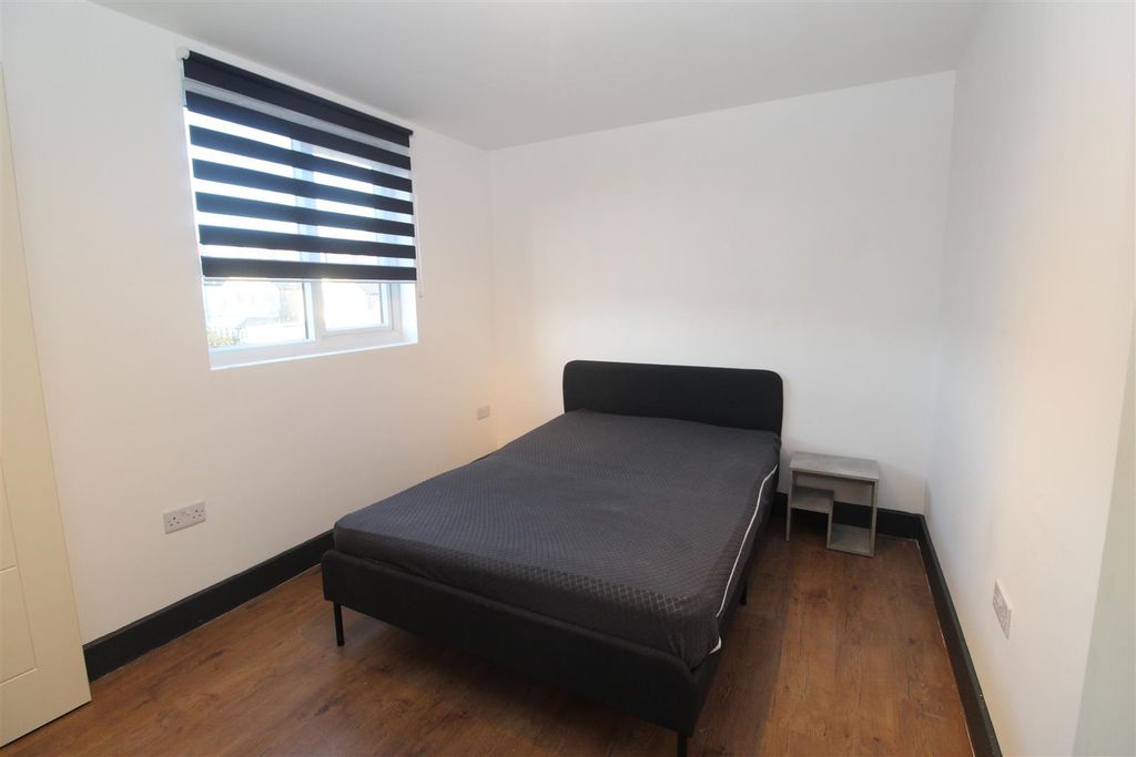 Property photo 2 of 14 Img_1211.Jpg