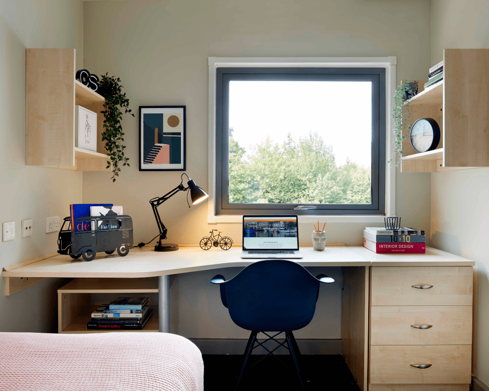 Property photo 2 of 4 7599158.Png