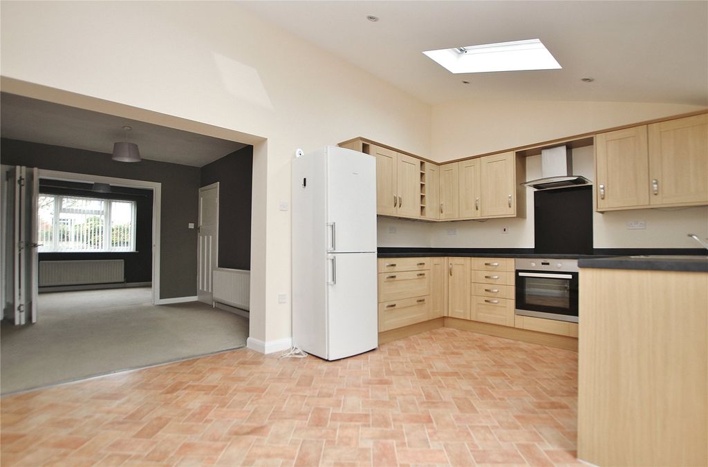 Property photo 3 of 15 Picture No. 08
