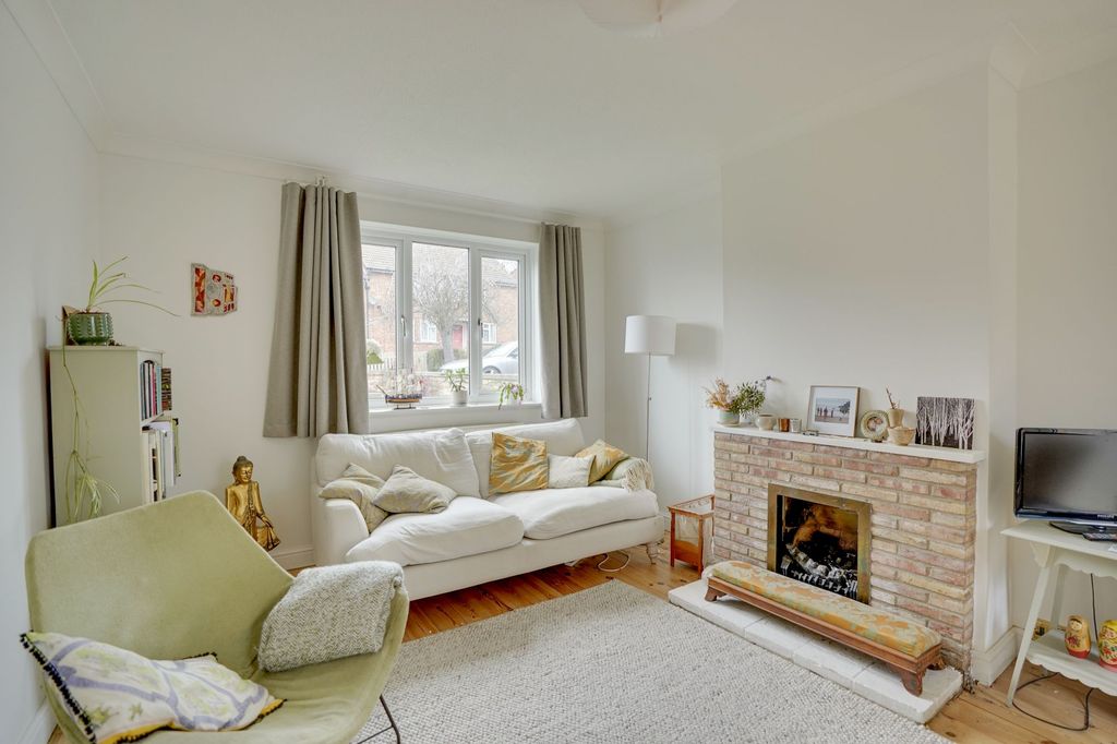 Property photo 3 of 22