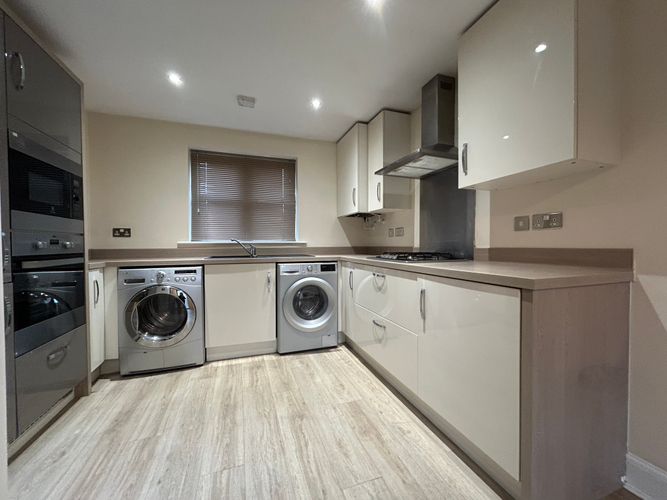 Property photo 2 of 14 Property