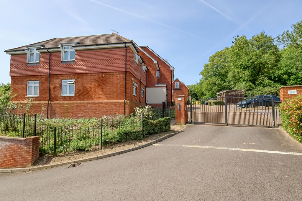 Property photo 1 of 13 Picture No. 23