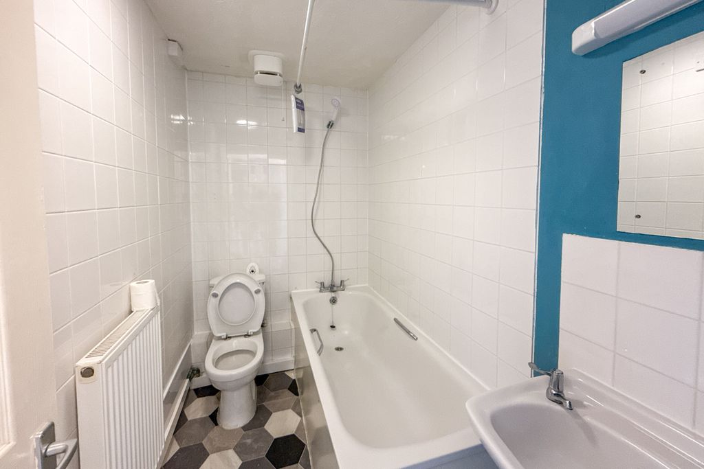 Property photo 3 of 24 1-3 Crown House, Blandford Hill, Milborne St. Andrew, Blandford Forum, Dorset, Dt11 0Jd
