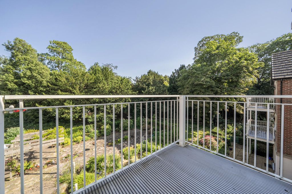 Property photo 3 of 18 Balcony