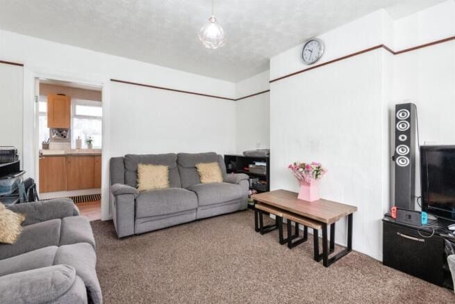 Property photo 3 of 9 4108634