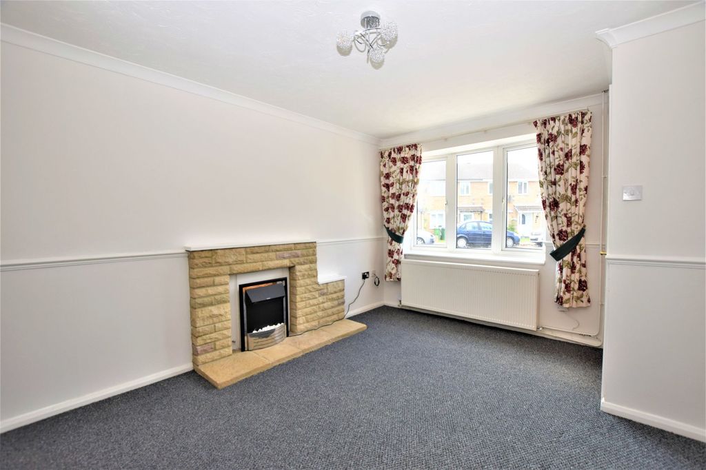 Property photo 2 of 7