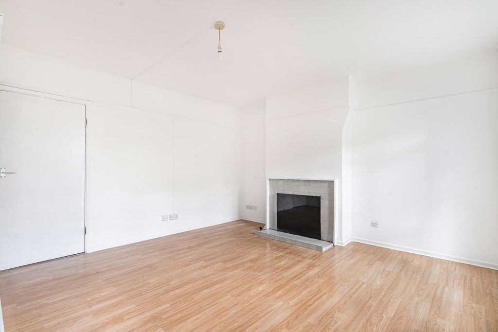 Property photo 1 of 18 1_63458.Jpg