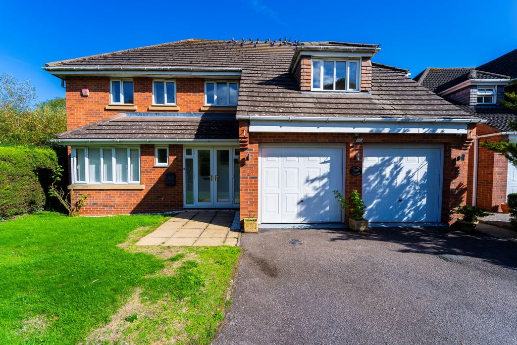 Property photo 1 of 55
