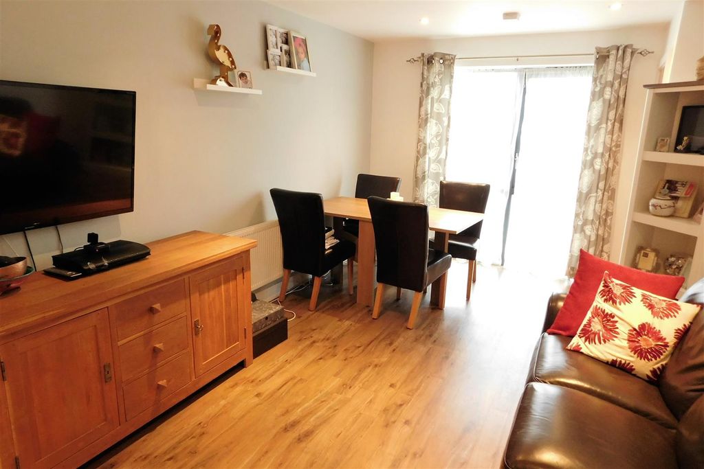 Property photo 3 of 8 Dscn8698.Jpg