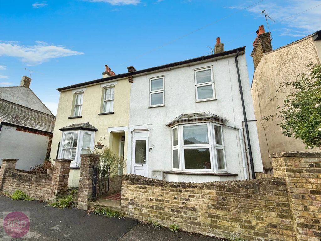 Property photo 1 of 2