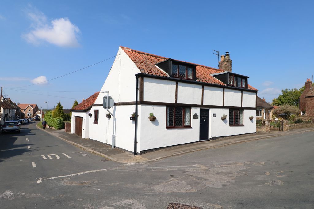 Property photo 1 of 29 Photo 24