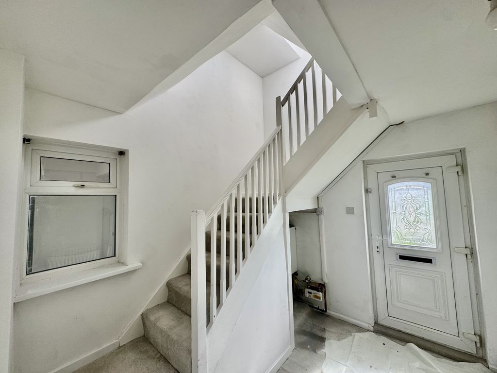 Property photo 3 of 32 Img_5719