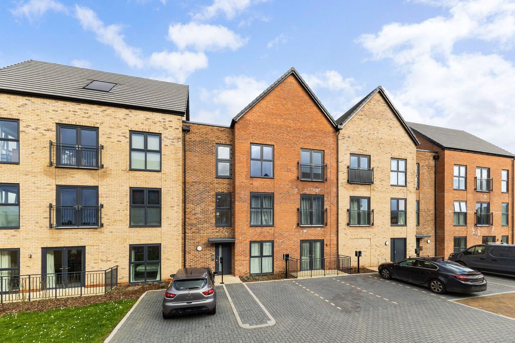 Additional image 5 of 1 bed flat for saleDovehouse Orchard, Houghton Regis, Dunstable LU5