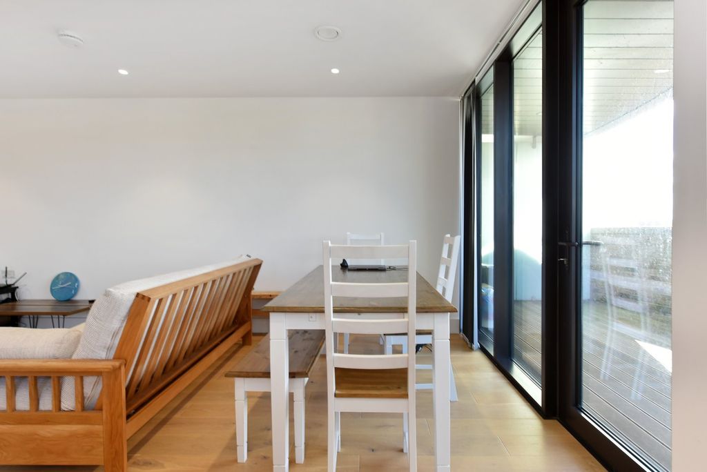 Property photo 3 of 12 Picture No. 15