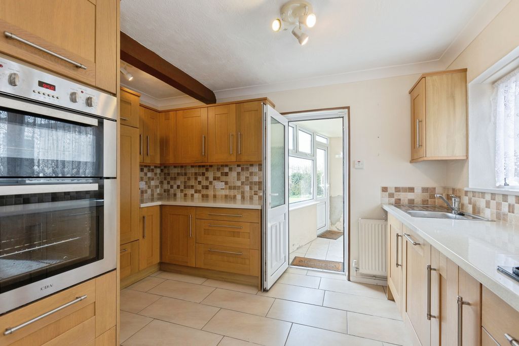 Property photo 2 of 15