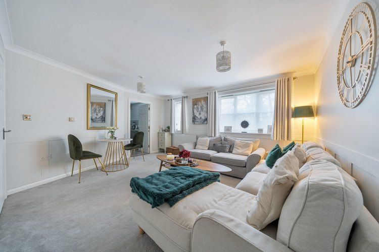 Property photo 3 of 18