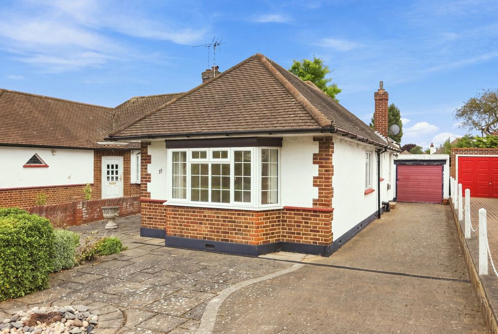 Property photo 1 of 17