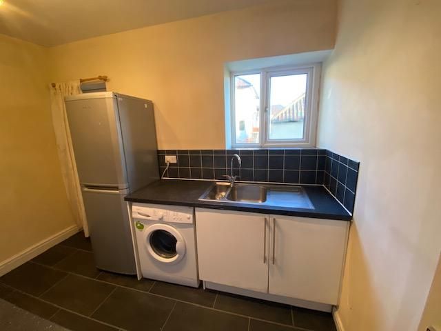 Property photo 3 of 12 Entrance Porch