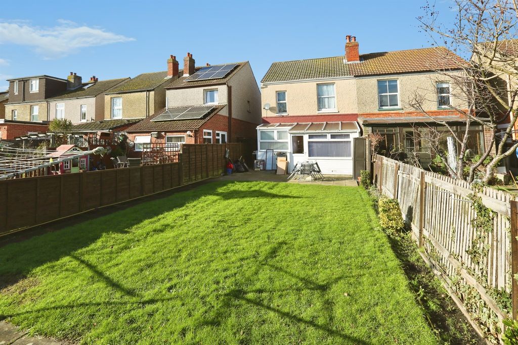 Property photo 3 of 14