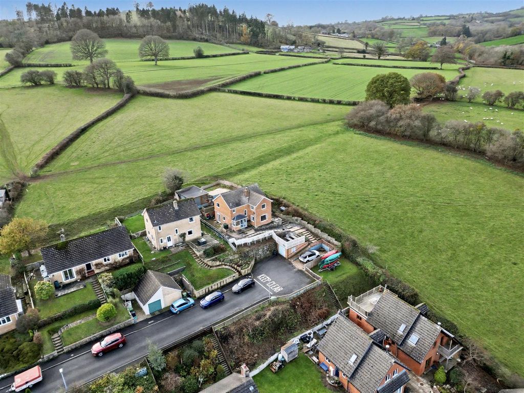 Property photo 3 of 12 Dji_Fly_20251128_011400_633_1764249187196_Photo.Jp