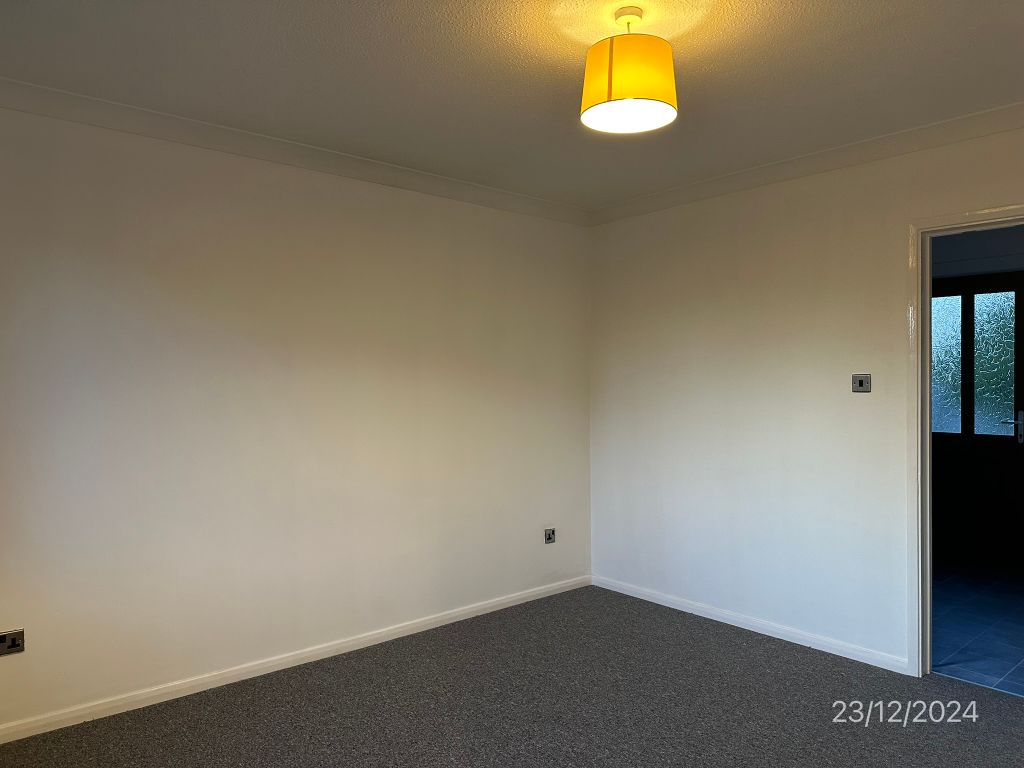 Property photo 2 of 8 Img_1417