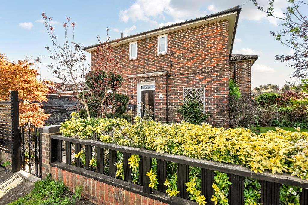 Property photo 2 of 20 External Front