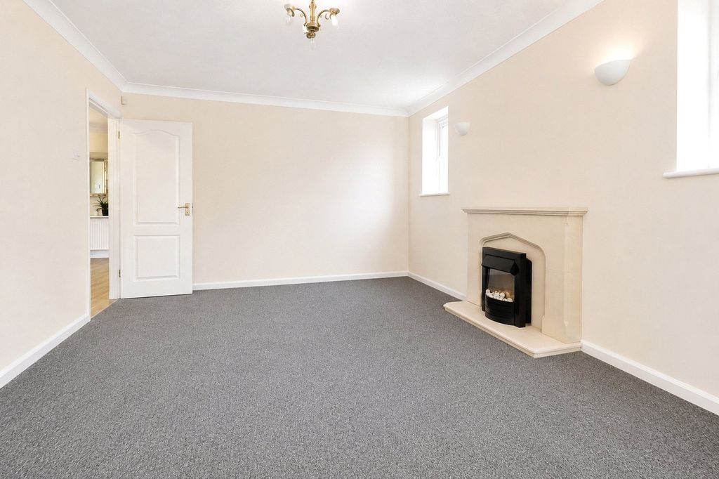 Property photo 3 of 14 Picture No. 13