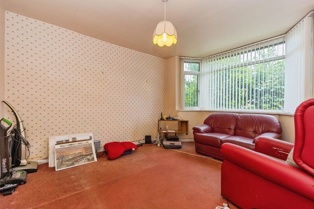 Property photo 3 of 20 Pbox-Img.Jpg