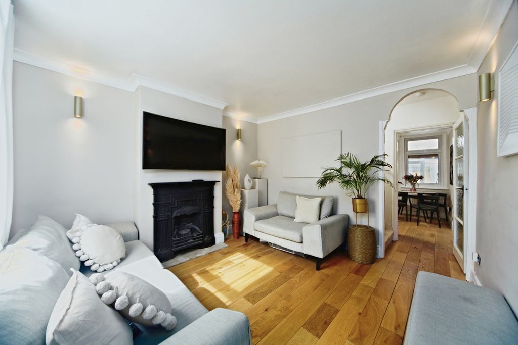 Property photo 1 of 16 Photo
