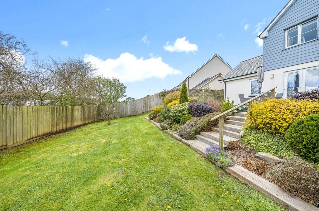 Property photo 2 of 11 Picture No. 04