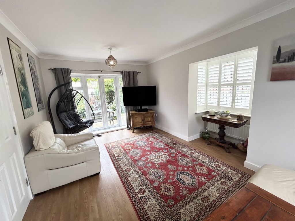 Property photo 2 of 18